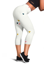Load image into Gallery viewer, Minimal Triangle Capris Leggings