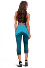 Load image into Gallery viewer, Yoga Figures Women&#39;s Capris Leggings
